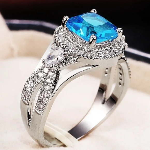 🎁 925 Silver Plated Blue Exquisite, Noble Cross Ring, FB16FA1051 - Picture 4 of 8